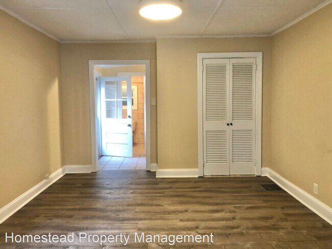 Building Photo - 3 br, 1 bath House - 26 N Diamond St