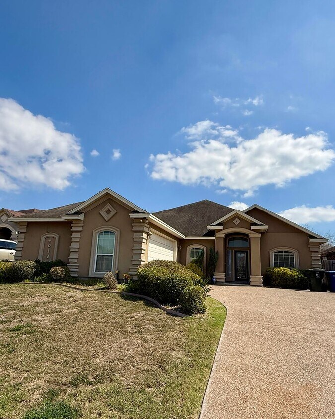 Foto del edificio - 4018 Puget Sound Dr