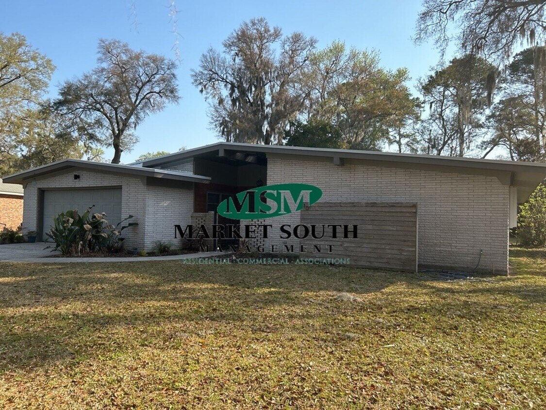 Primary Photo - Mid-Century Modern on Wilmington Island