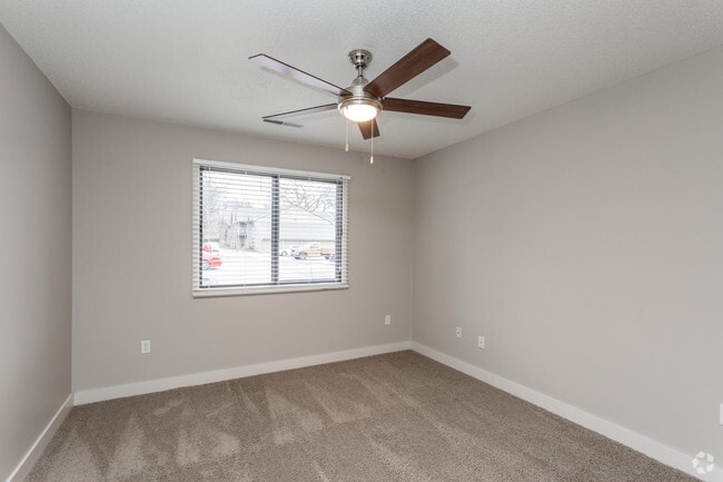 1BR Oxford - Bedroom - Windsor Square by Broadmoor