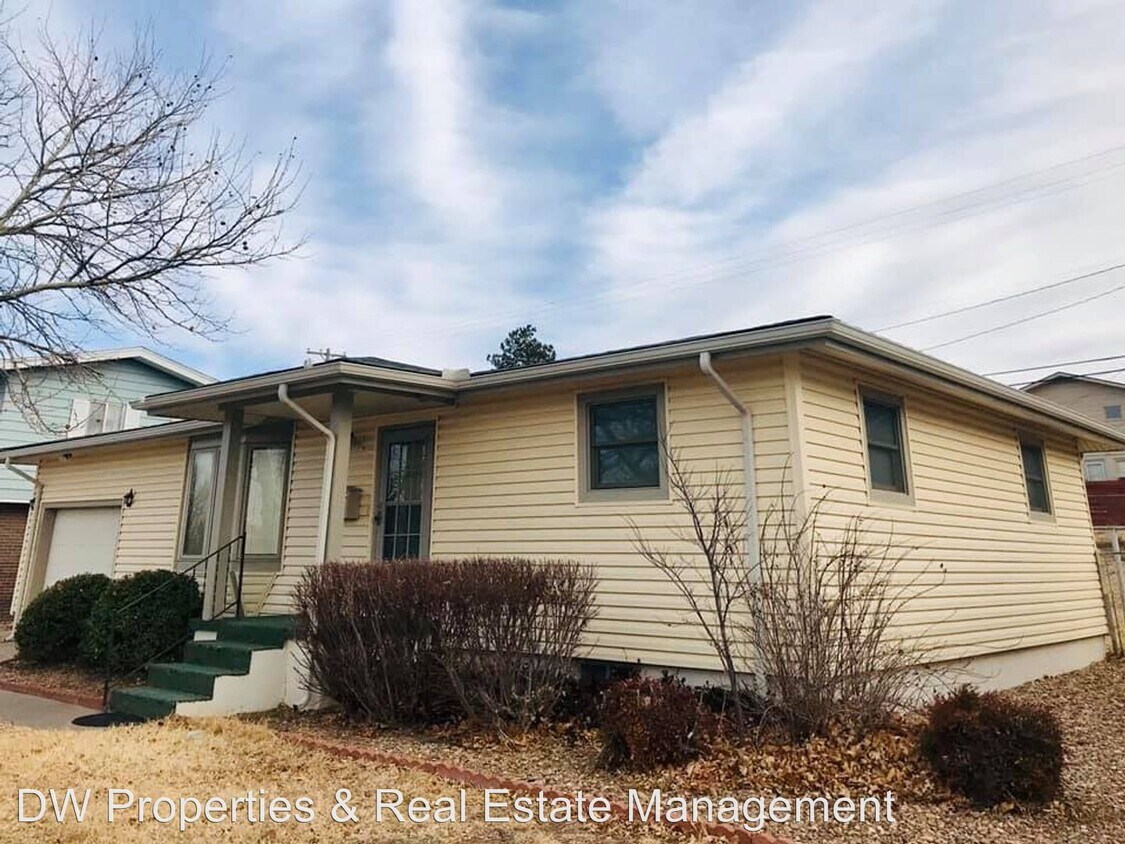 Primary Photo - 2 br, 2 bath House - 2114 Thompson Ave