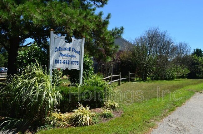 Foto del edificio - 7746 Colonial Point Ln