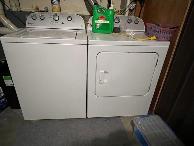 Foto del edificio - 37B Timrod Dr