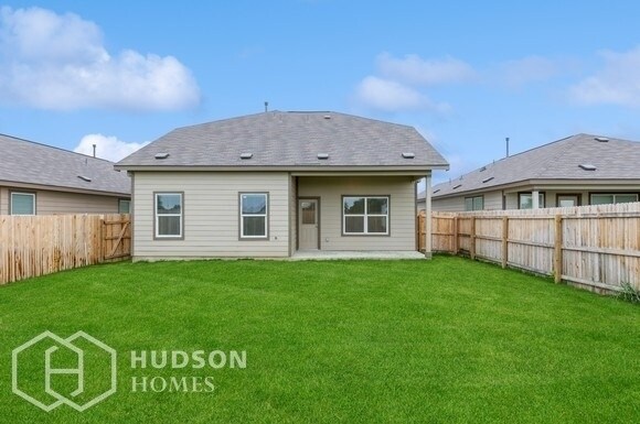 Foto del edificio - NEW CONSTRUCTION! 1256 Treehouse Ln, New B...