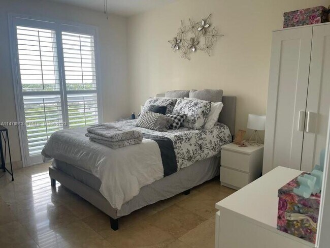 Foto del edificio - 7270 SW 88th St