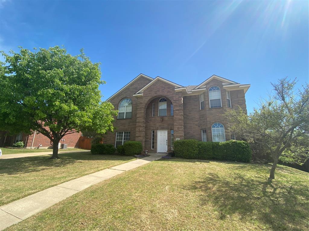 Primary Photo - 474 Lakefield Dr