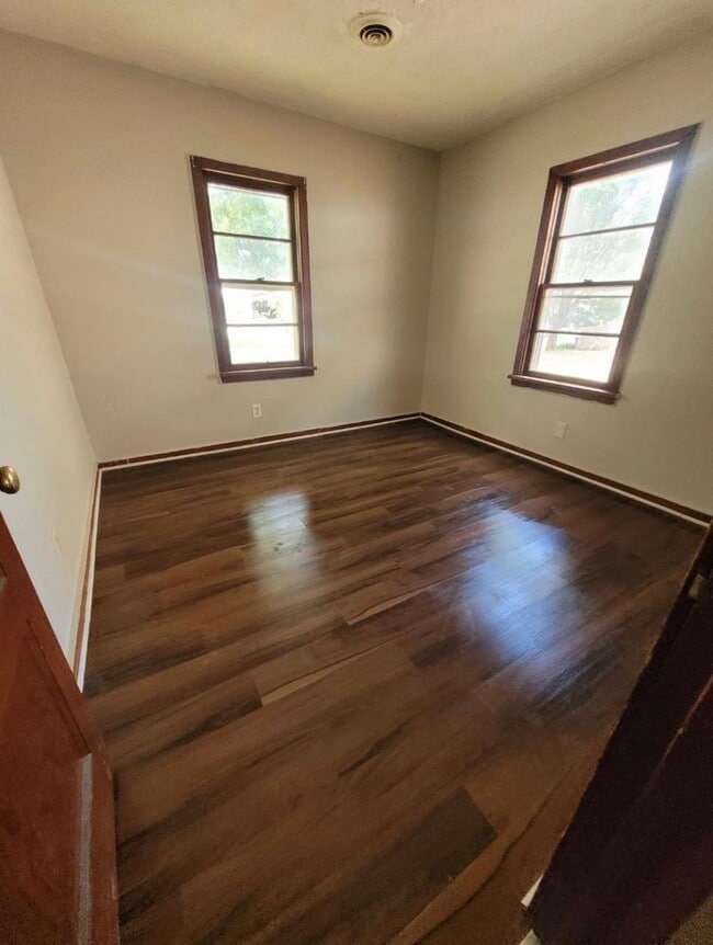 Foto del edificio - $850 - 2 bed 1 bath - Single Family Home