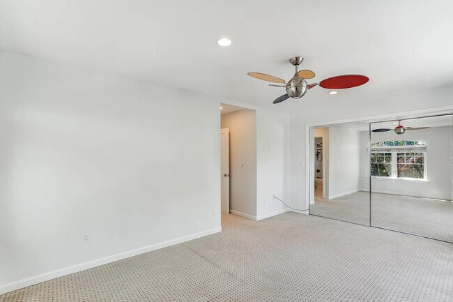 Foto del edificio - 1349 Olive St