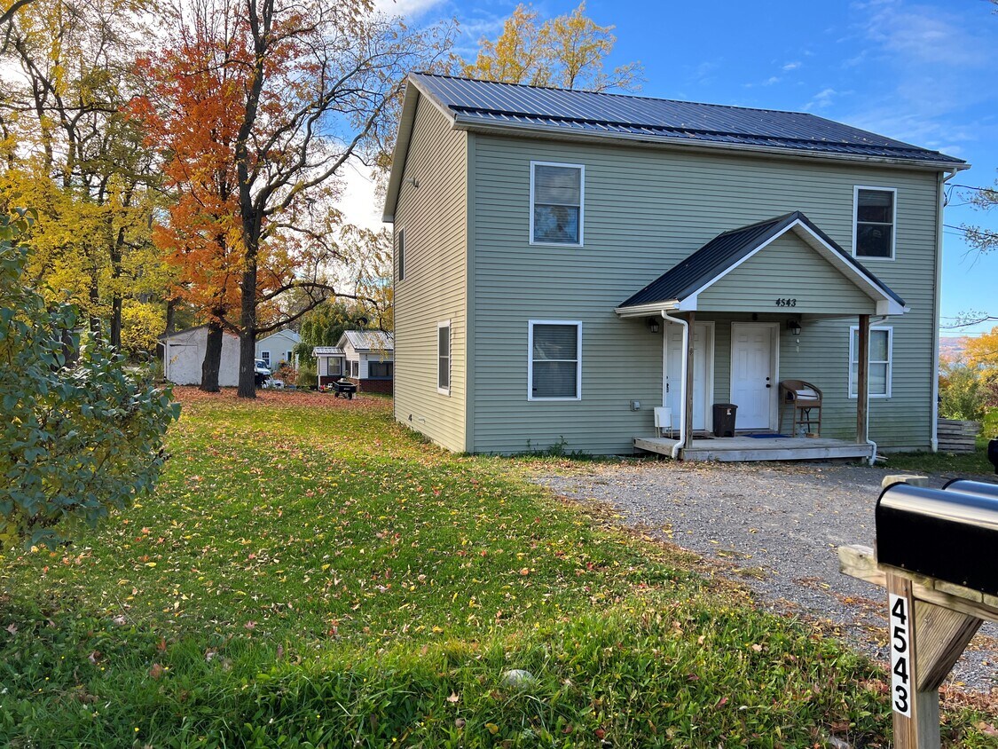 4543 Mayflower Dr Unit A, Canandaigua, NY 14424 Apartments in Canandaigua, NY