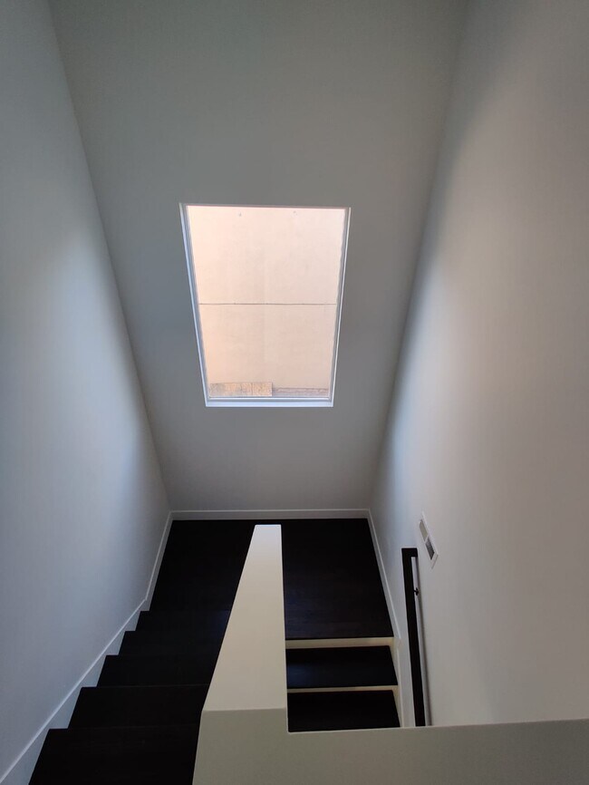 Building Photo - 7009 W 7895 S