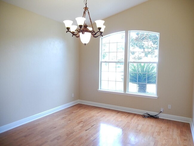 Foto del edificio - 3327 Dartmouth Dr