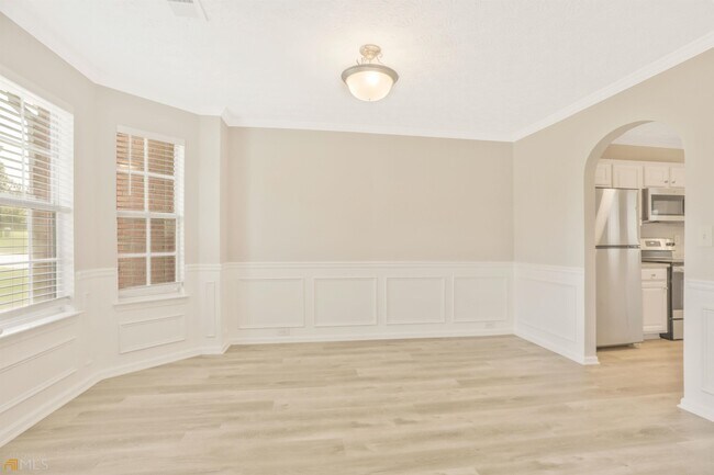 Foto del edificio - 181 Sunflower Meadows Dr