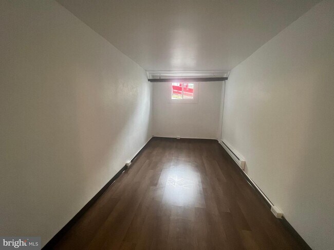 Foto del edificio - 609 Piedmont Ave