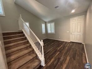 Building Photo - 642 Las Lomas St