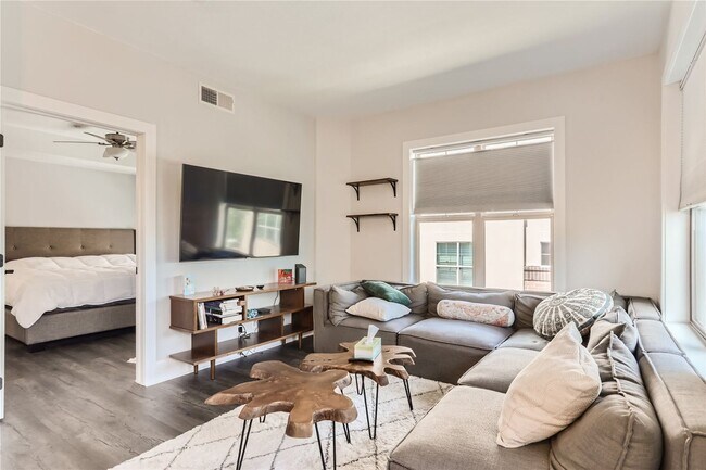 Photo - Highly desirable City Park one bed condo!