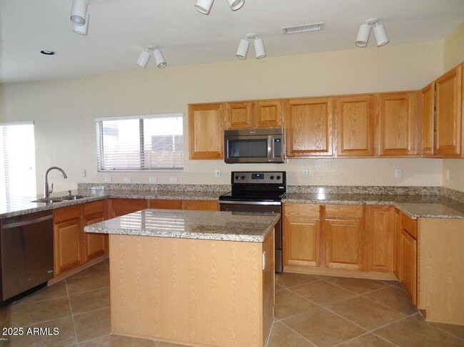 Foto del edificio - 1122 W Wildhorse Dr
