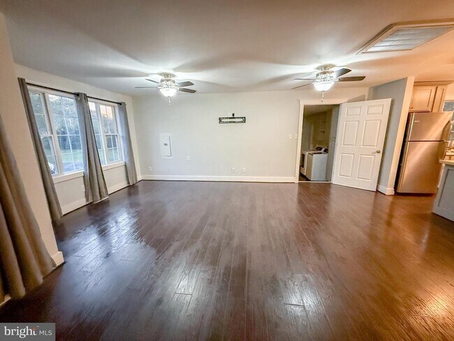 Foto del edificio - 42544 Keith Ct