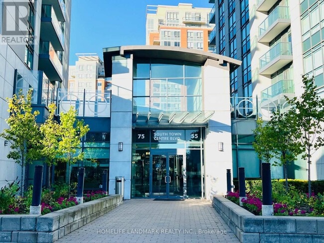 Building Photo - 75 S Town Centre Blvd