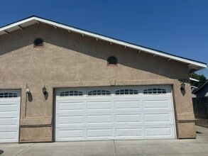 Building Photo - 935 S Fulgham St