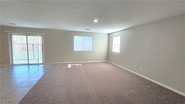 Foto del edificio - 4563 Cotton Quail Ave