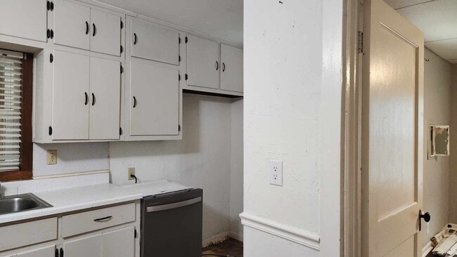 Photo - 1613 W Noble Ave House