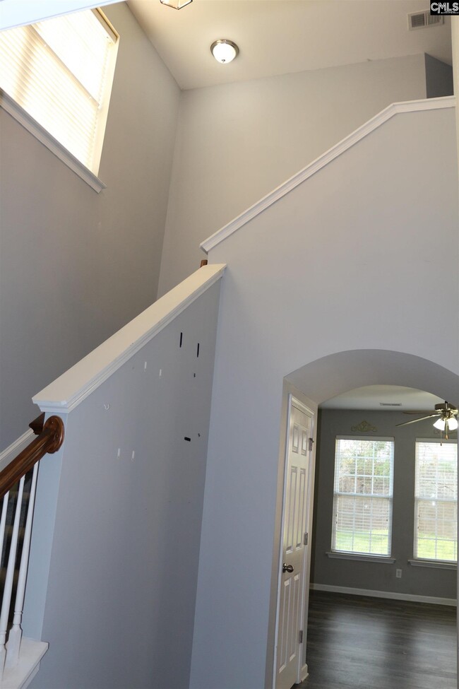 Building Photo - 395 Colony Lakes Dr