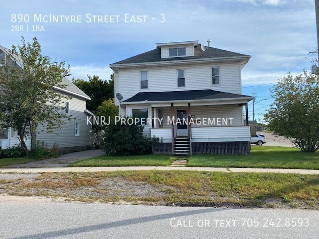 Photo principale - Freshly Painted Two Bedroom Plus Den Apart...