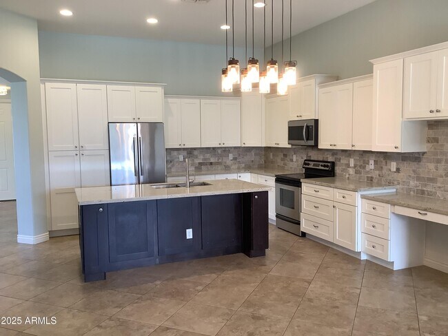 Building Photo - 3849 E Wildhorse Dr