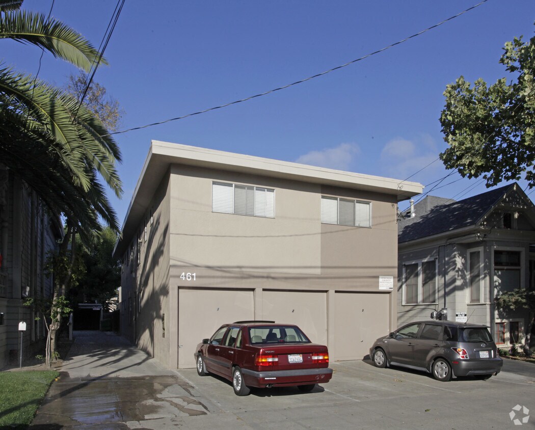 Building Photo - Driftstone Apartments