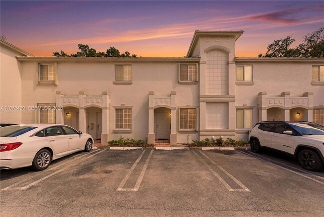 Building Photo - 15720 SW 92nd Ave