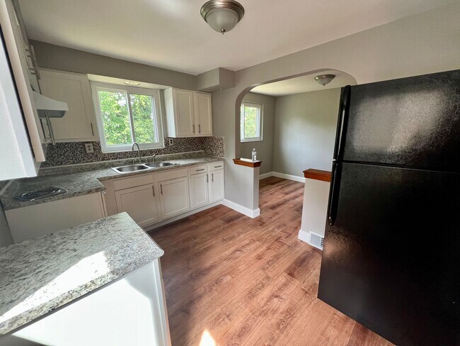Foto del edificio - Stunning Home - 2 Bedroom 1 Bathroom - Pit...
