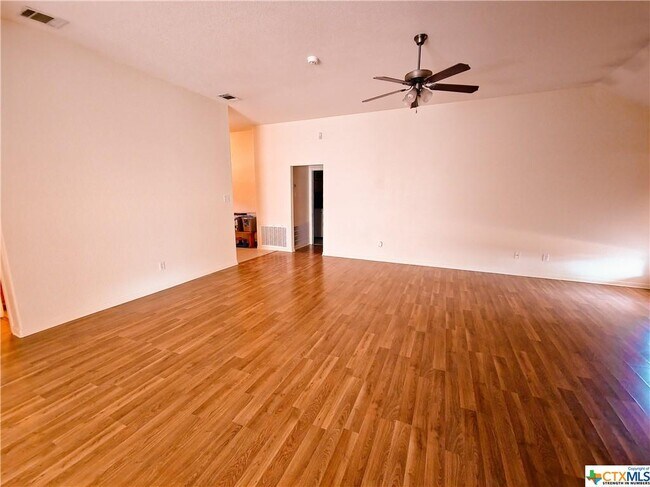Building Photo - 5502 Hunters Ridge Trail