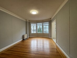 Building Photo - 536 Leavenworth St
