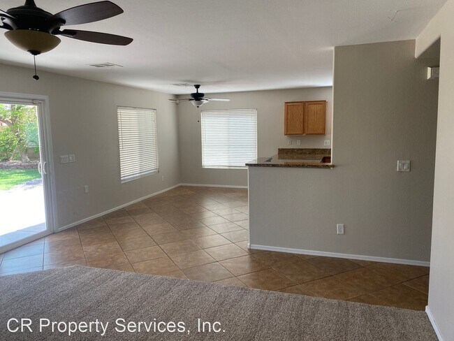Foto del edificio - 3 br, 2.5 bath House - 1206 E. Wahalla Ln.