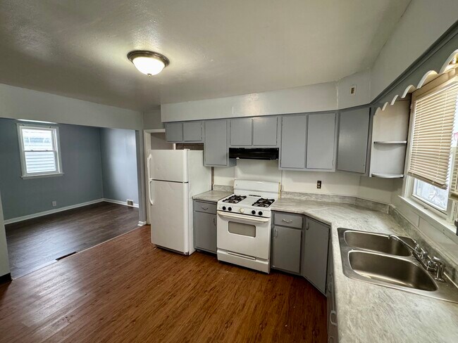 Foto del edificio - 1112 Butternut St