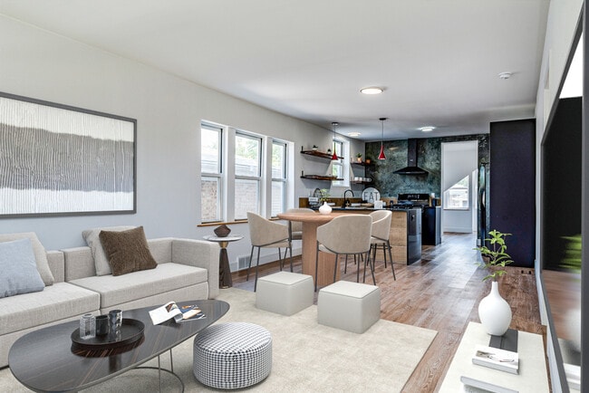 Building Photo - 3911 N Oriole Ave