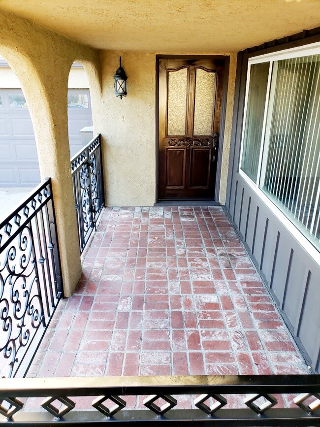 Main Entrance - 8546 Remick Ave