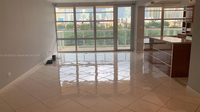 Foto del edificio - 230 174th St