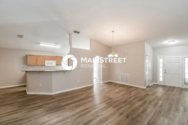 Foto del edificio - 3 Bedroom Pet-Friendly Home in jacksonville, FL with Main Street Renewal