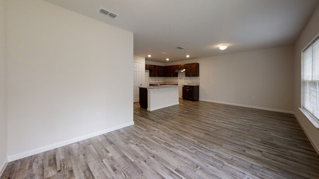 Building Photo - Stunning 2BR/2BA Duplex for Rent in Palm C...