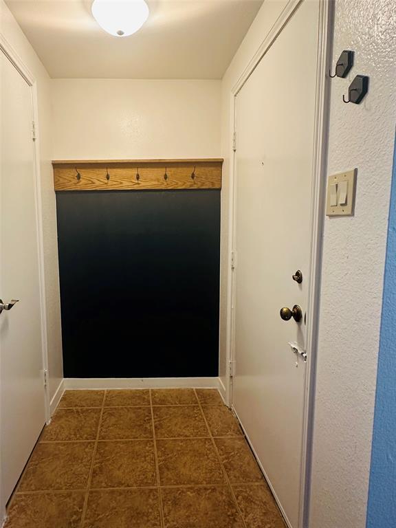 Building Photo - 5925 Woodway Place Ct