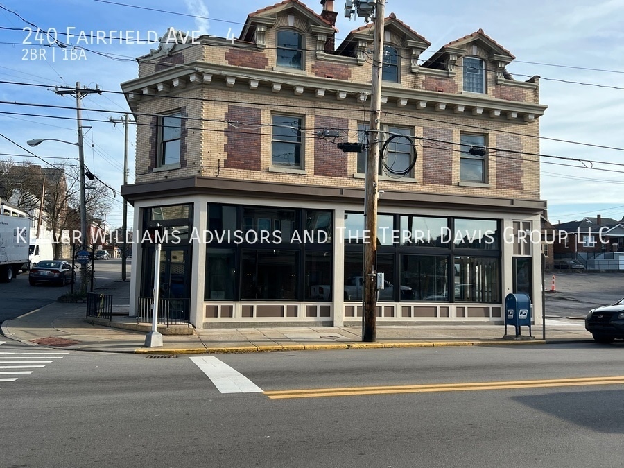 Foto principal - 240 Fairfield Ave