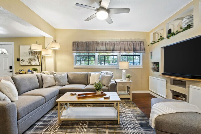 Foto del edificio - 10314 66th Ave