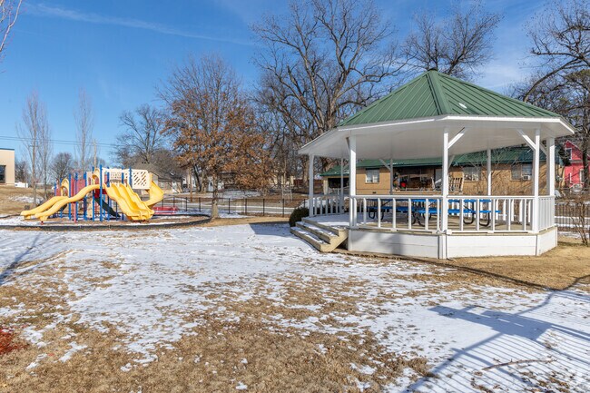 Jimmy Lee Campbell Memorial Park gazebo is a perfect place for a picnic.