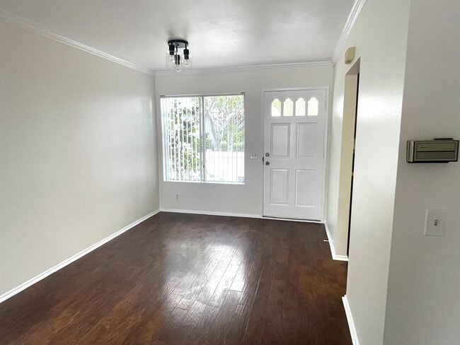 Building Photo - 87 Briarwood Ln