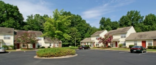 Primary Street View - Conway Park Apartments