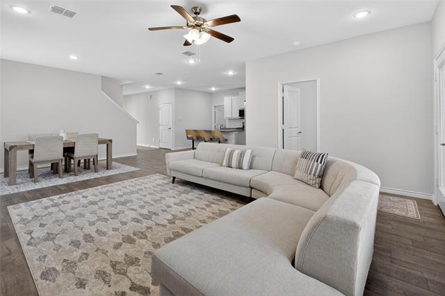 Building Photo - 8125 Danny Scarth Ln