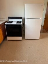 Building Photo - 901 S Webster Ave