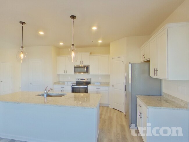 Building Photo - 118 Avondale Blvd SE