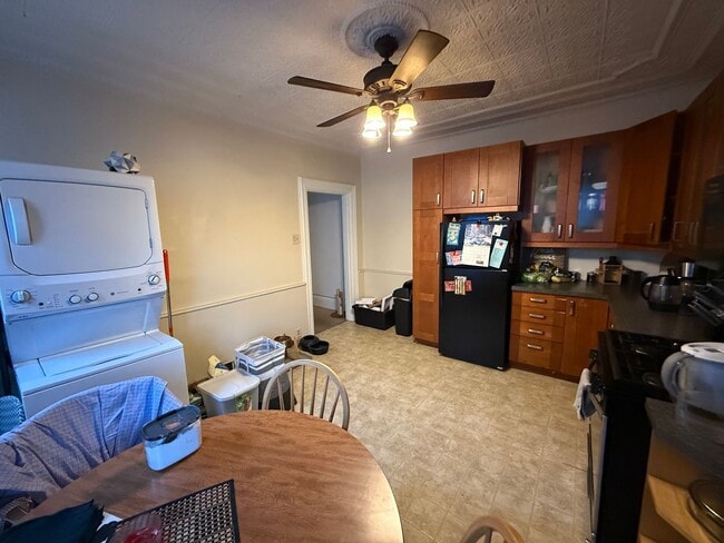 Photo - 1911 Jane St Apartment